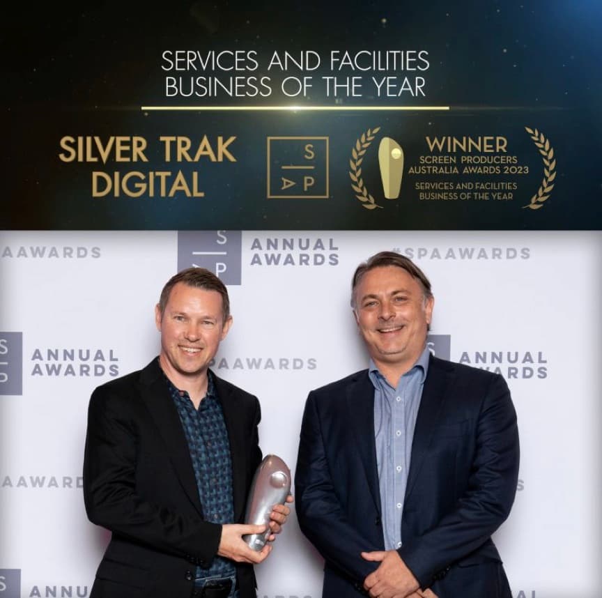 (l-r) Silver Trak CEO Tim Creswell and sales manager, Matt Christie accepting 